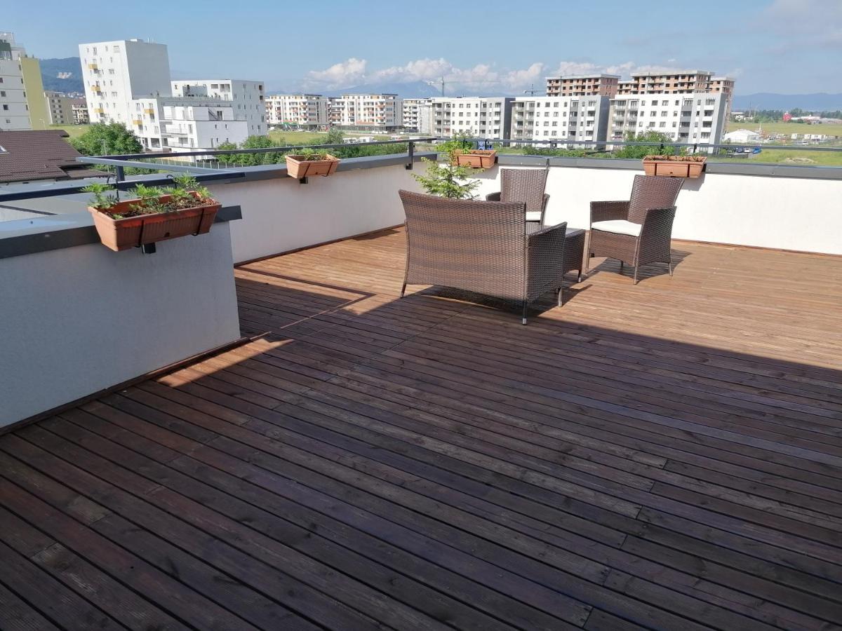 Ama Apartament Cu Terasa 50 Mp & Parcare Брашов Экстерьер фото