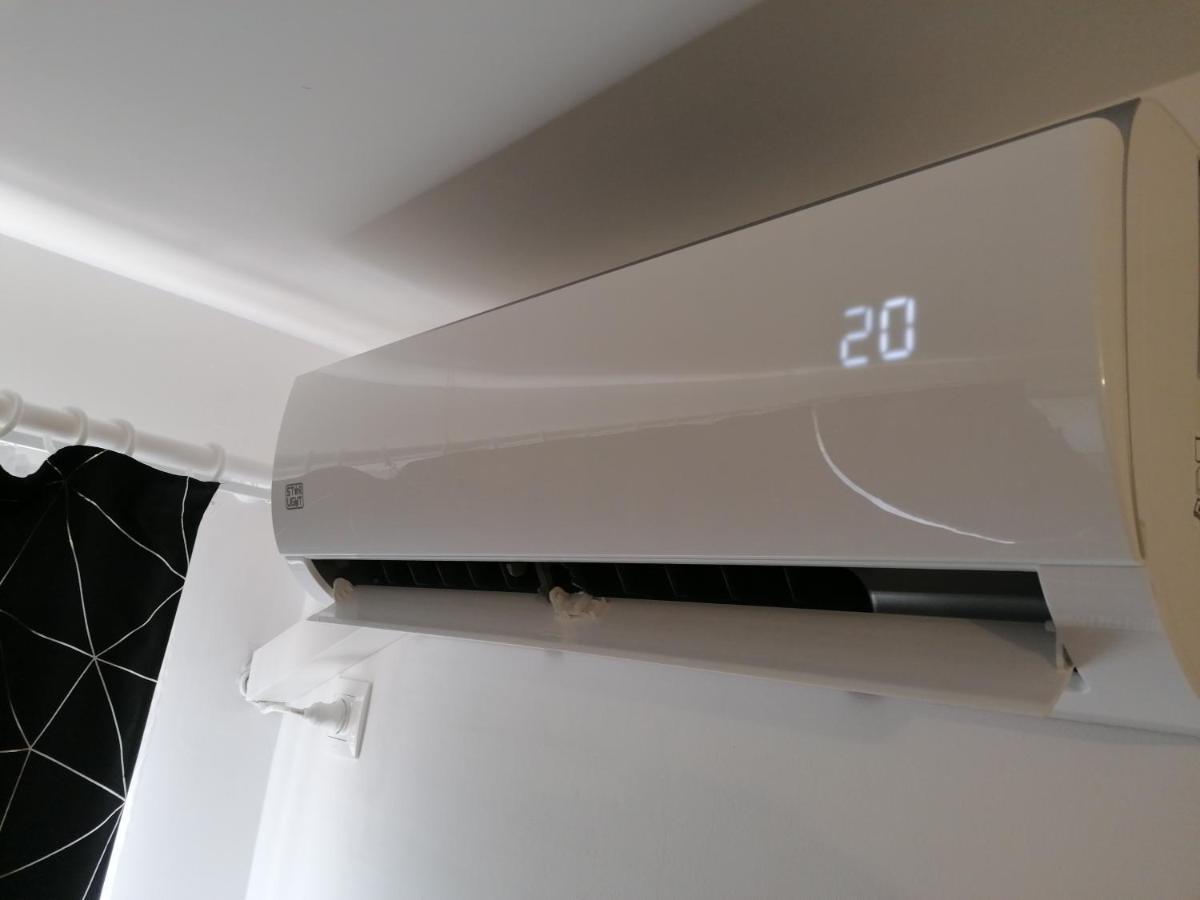 Ama Apartament Cu Terasa 50 Mp & Parcare Брашов Экстерьер фото