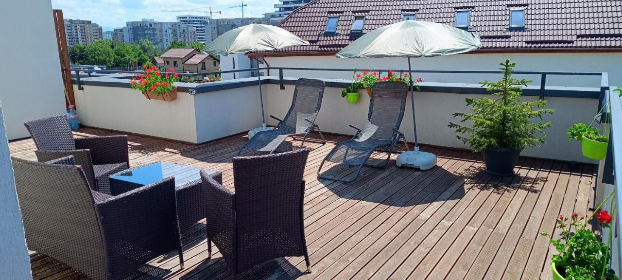Ama Apartament Cu Terasa 50 Mp & Parcare Брашов Экстерьер фото